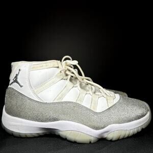 Size 8.5 - Wmns Nike Air Jordan 11 Retro Vast Grey Women's Shoes